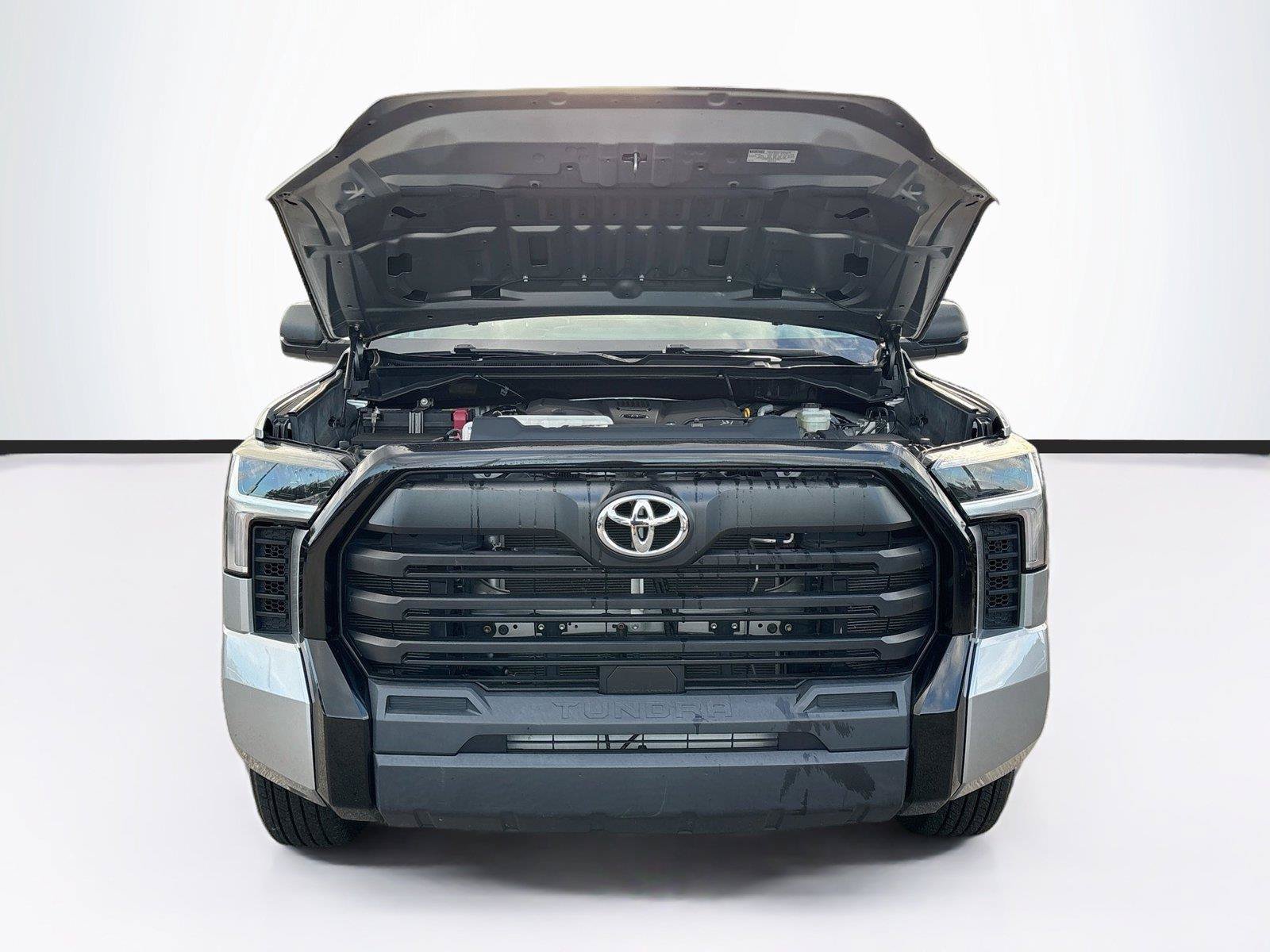 Used 2022 Toyota Tundra SR w/ SR Tow Package RWD image 30