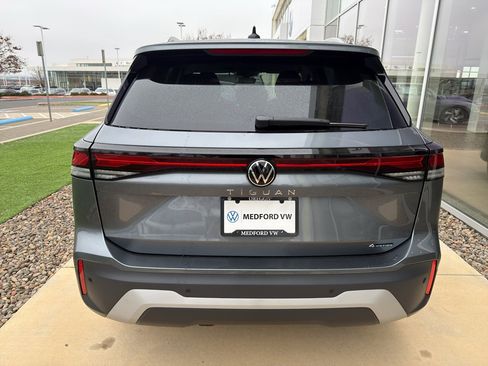 New 2026 Volkswagen Tiguan S image 6