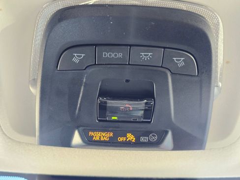 Used 2024 Toyota Corolla LE image 29