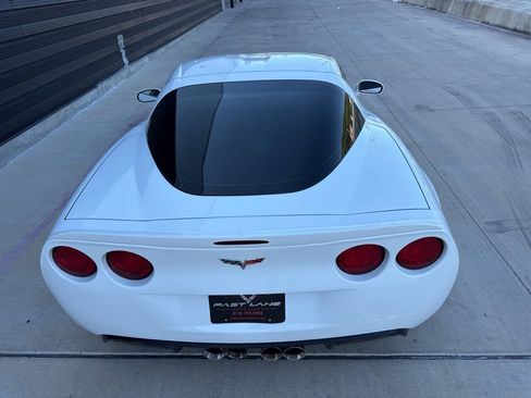 Used 2007 Chevrolet Corvette Z06 w/ Preferred Equipment Group RWD image 17