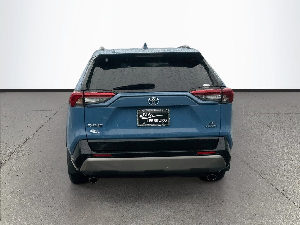 Used 2022 Toyota RAV4 SE w/ Convenience Package AWD/4WD image 6