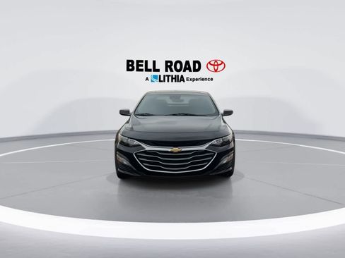 Used 2023 Chevrolet Malibu LT image 3