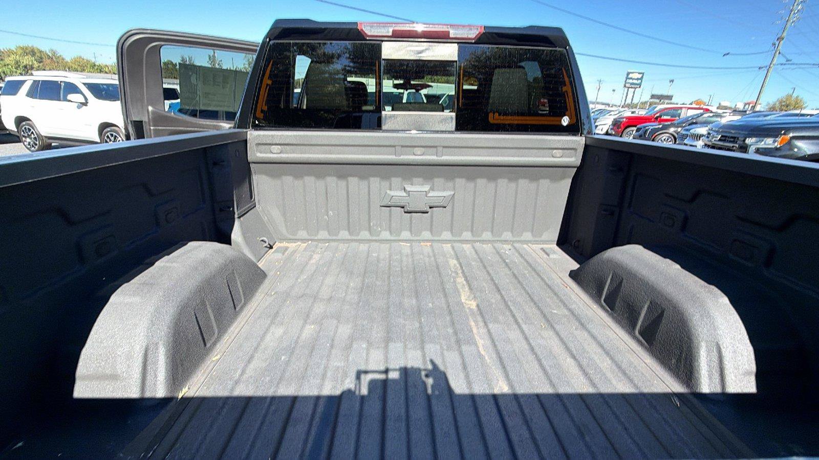 Used 2021 Chevrolet Silverado 1500 LT Trail Boss w/ Convenience Package II AWD/4WD image 13