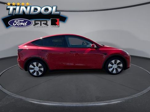 Used 2023 Tesla Model Y Long Range image 9