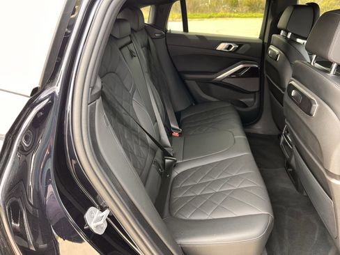 Used 2025 BMW X6 xDrive40i image 29