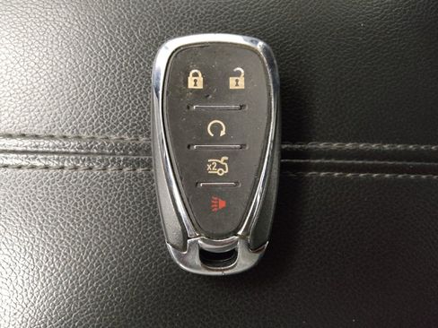 Used 2023 Chevrolet Malibu LT FWD image 32