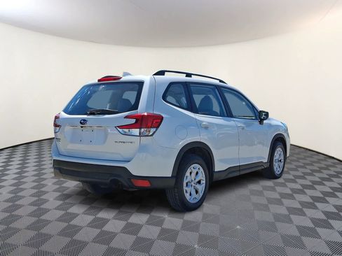 Used 2021 Subaru Forester AWD/4WD image 5