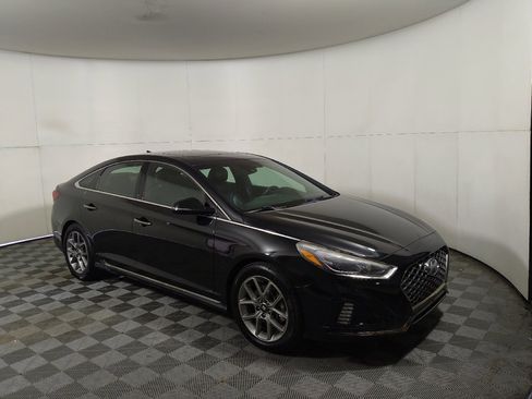 Used 2018 Hyundai Sonata Limited FWD image 13