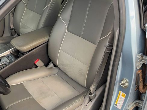 Used 2015 Chevrolet Impala LT FWD image 12