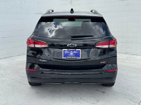 Used 2024 Chevrolet Equinox RS FWD image 11