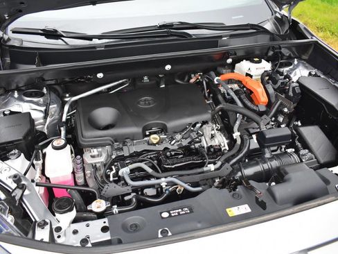 Used 2021 Toyota RAV4 XSE image 66