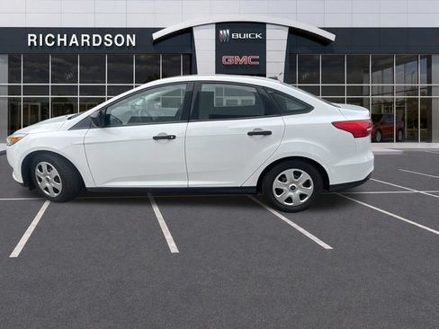 Used 2015 Ford Focus S FWD image 13