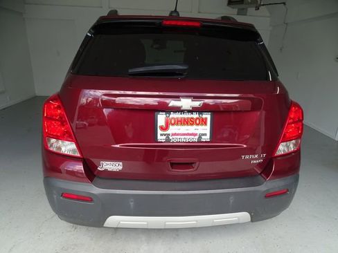 Used 2016 Chevrolet Trax LT w/ LT Convenience Package AWD/4WD image 18