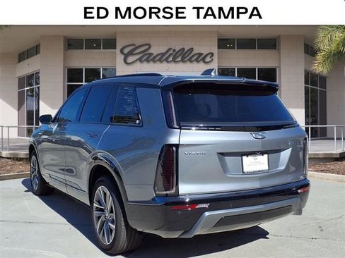Used 2026 Cadillac Vistiq Sport AWD/4WD image 3