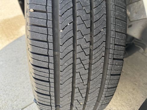 Used 2020 Dodge Charger SXT w/ Plus Group image 15