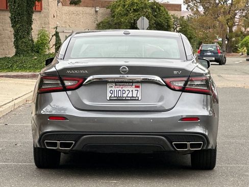 Used 2021 Nissan Maxima 3.5 SV w/ Floor Mat Group FWD image 4
