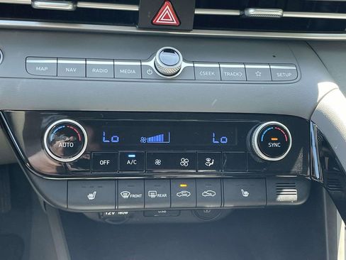 Certified 2023 Hyundai Elantra SEL w/ Convenience Package FWD image 25
