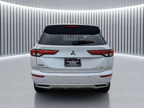 Used 2024 Mitsubishi Outlander SE FWD image 5