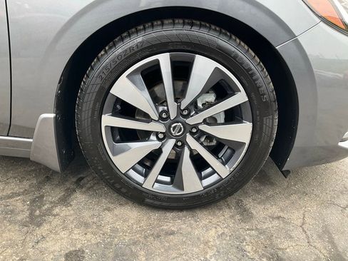 Used 2020 Nissan Sentra SV w/ SV Premium Package image 72