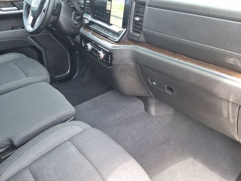 Used 2024 GMC Sierra 1500 Elevation w/ LPO, Elevation Black Package RWD image 15