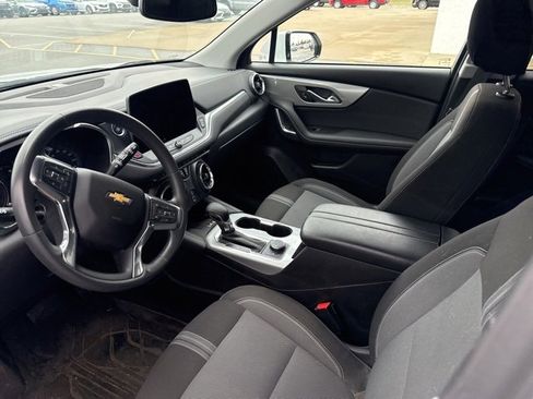 Used 2024 Chevrolet Blazer LT w/ Convenience Package image 9