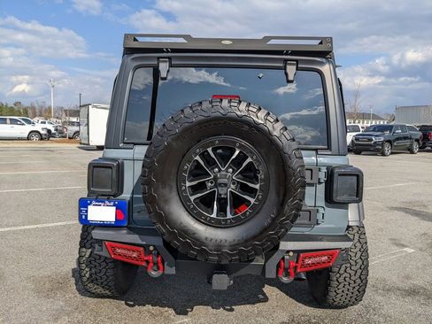 Used 2025 Jeep Wrangler Willys image 17