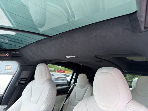 Used 2023 Tesla Model X AWD/4WD image 19