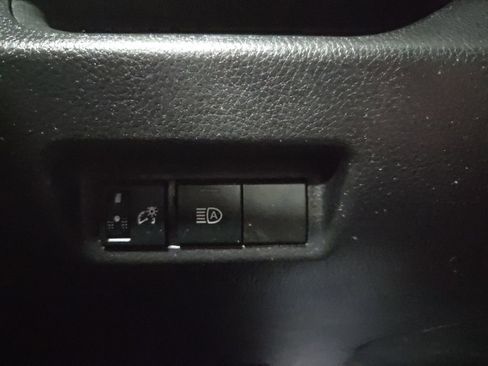 Certified 2023 Toyota RAV4 LE image 24