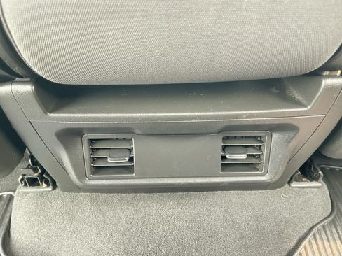 Certified 2022 Chevrolet Silverado 1500 Custom Trail Boss w/ LPO, Dark Essentials Package AWD/4WD image 20