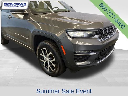 Certified 2025 Jeep Grand Cherokee Limited w/ Luxury Tech Group II AWD/4WD image 52