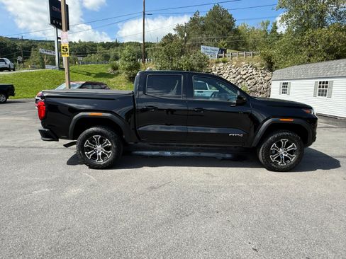 Used 2023 GMC Canyon AT4 w/ AT4 Premium Package AWD/4WD image 6