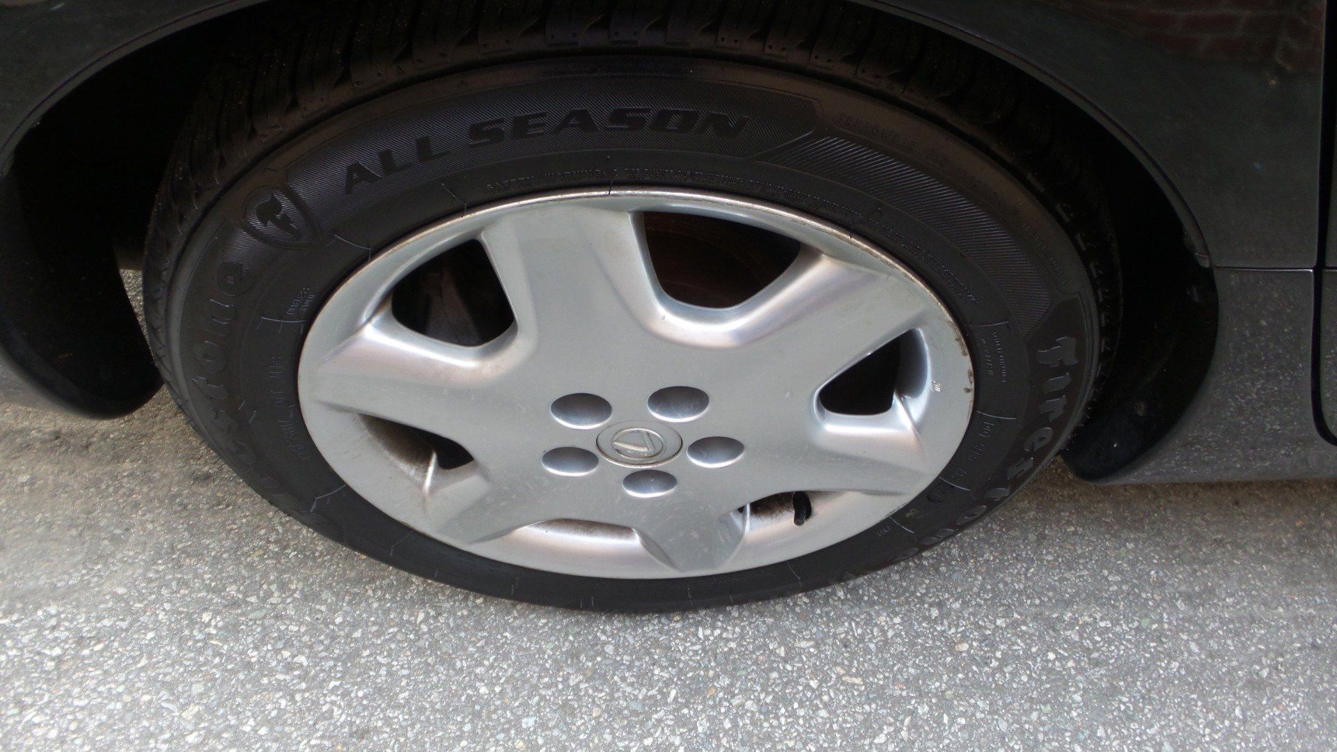 Used 2004 Lexus LS 430 RWD image 9