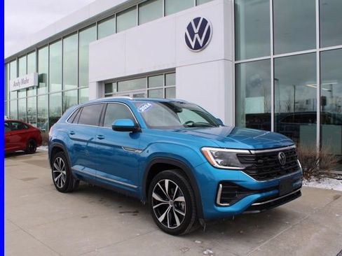 Used 2024 Volkswagen Atlas Cross Sport SEL Premium R-Line image 1