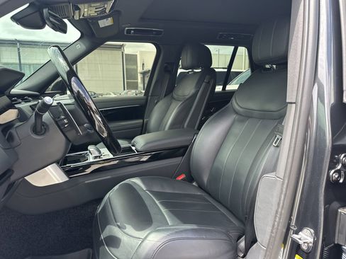Used 2024 Land Rover Range Rover SE AWD/4WD image 11