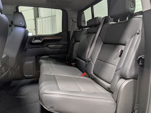 Used 2025 GMC Sierra 1500 Denali w/ Denali Reserve Package image 17