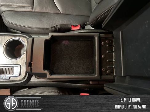 Used 2017 GMC Acadia Limited SLT image 24