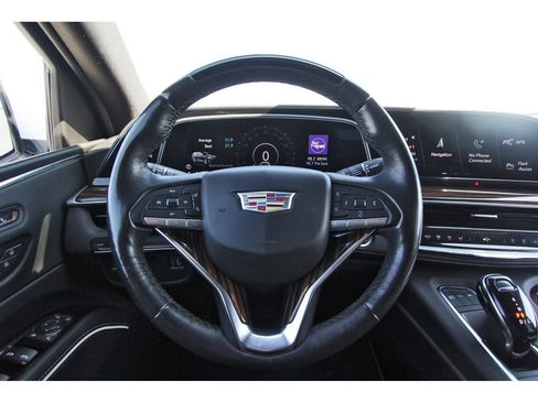 Used 2023 Cadillac Escalade ESV Premium Luxury image 9