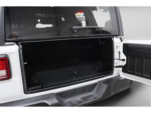 Used 2019 Jeep Wrangler Unlimited Sport S image 26