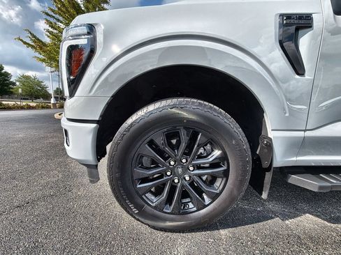 Used 2024 Ford F150 Lariat w/ FX4 Off-Road Package AWD/4WD image 17