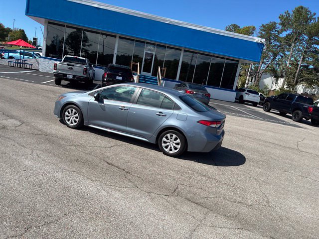 Used 2025 Toyota Corolla LE FWD image 23