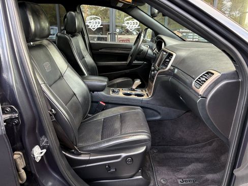 Used 2016 Jeep Grand Cherokee Overland image 29
