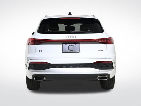 Certified 2025 Audi Q5 Premium w/ Convenience Package image 4