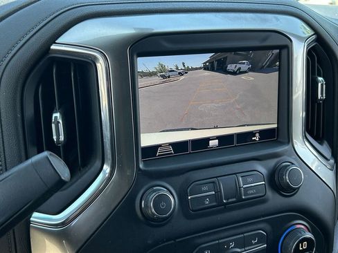 Used 2020 Chevrolet Silverado 1500 LT Trail Boss AWD/4WD image 15