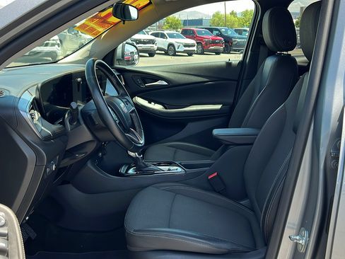 Used 2024 Buick Encore GX Preferred w/ Comfort Package AWD/4WD image 29