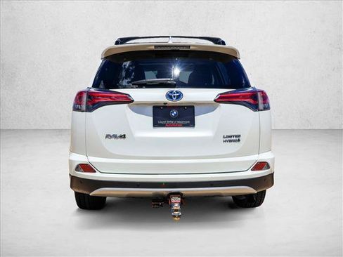 Used 2018 Toyota RAV4 Limited AWD/4WD image 6