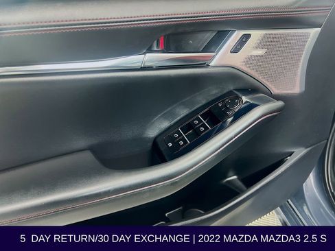 Used 2022 MAZDA MAZDA3 s image 24