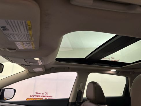Used 2018 Nissan Murano Platinum FWD image 15