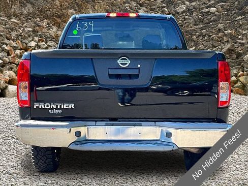 Used 2015 Nissan Frontier S RWD image 4