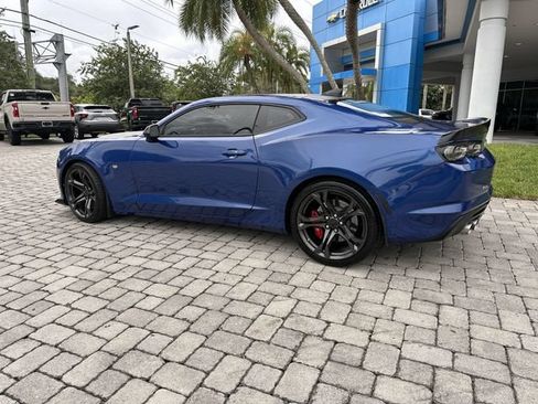 Used 2019 Chevrolet Camaro SS RWD image 32