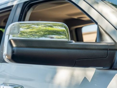 Used 2012 RAM 1500 Laramie RWD image 15